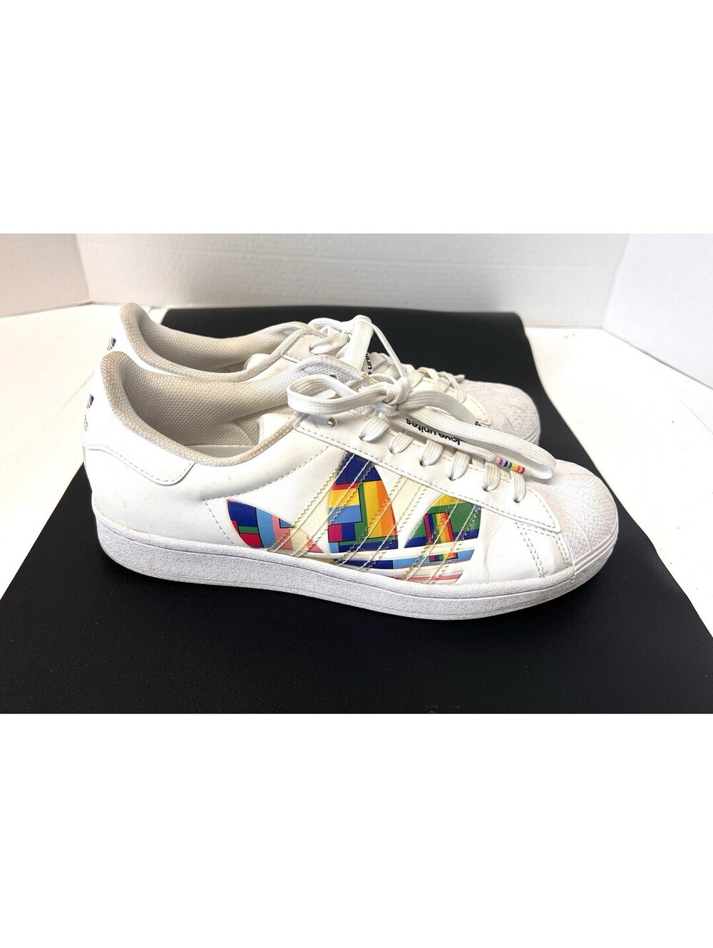 ADIDAS Superstar Pure PRIDE Leather Sneakers Mens Sz. 8 (UK 7.5)  White Rainbow